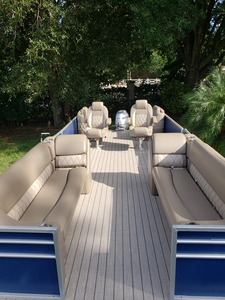 Left Lean Back Luxury Pontoon Boat Seats