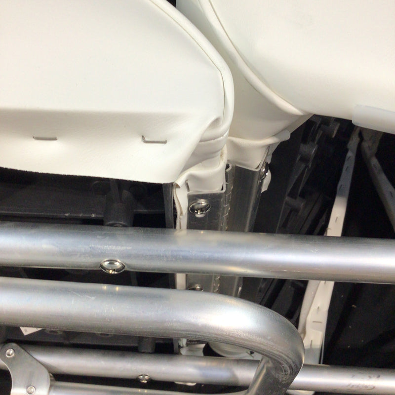 CLEARANCE ITEM CL-0991 | Classic Back To Back Boat Seats | CLS-100