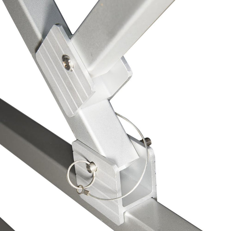 Heavy duty aluminum brackets secure frame